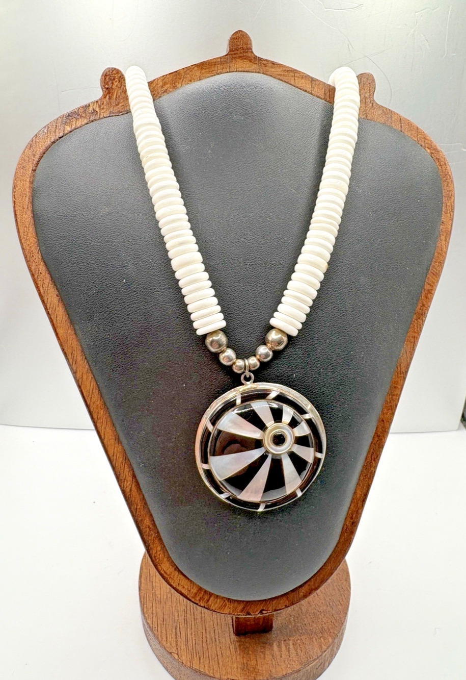 Native Shell Heishi 925 Silver VTG Long Beads Necklace Handmade Onyx MOP Pendant